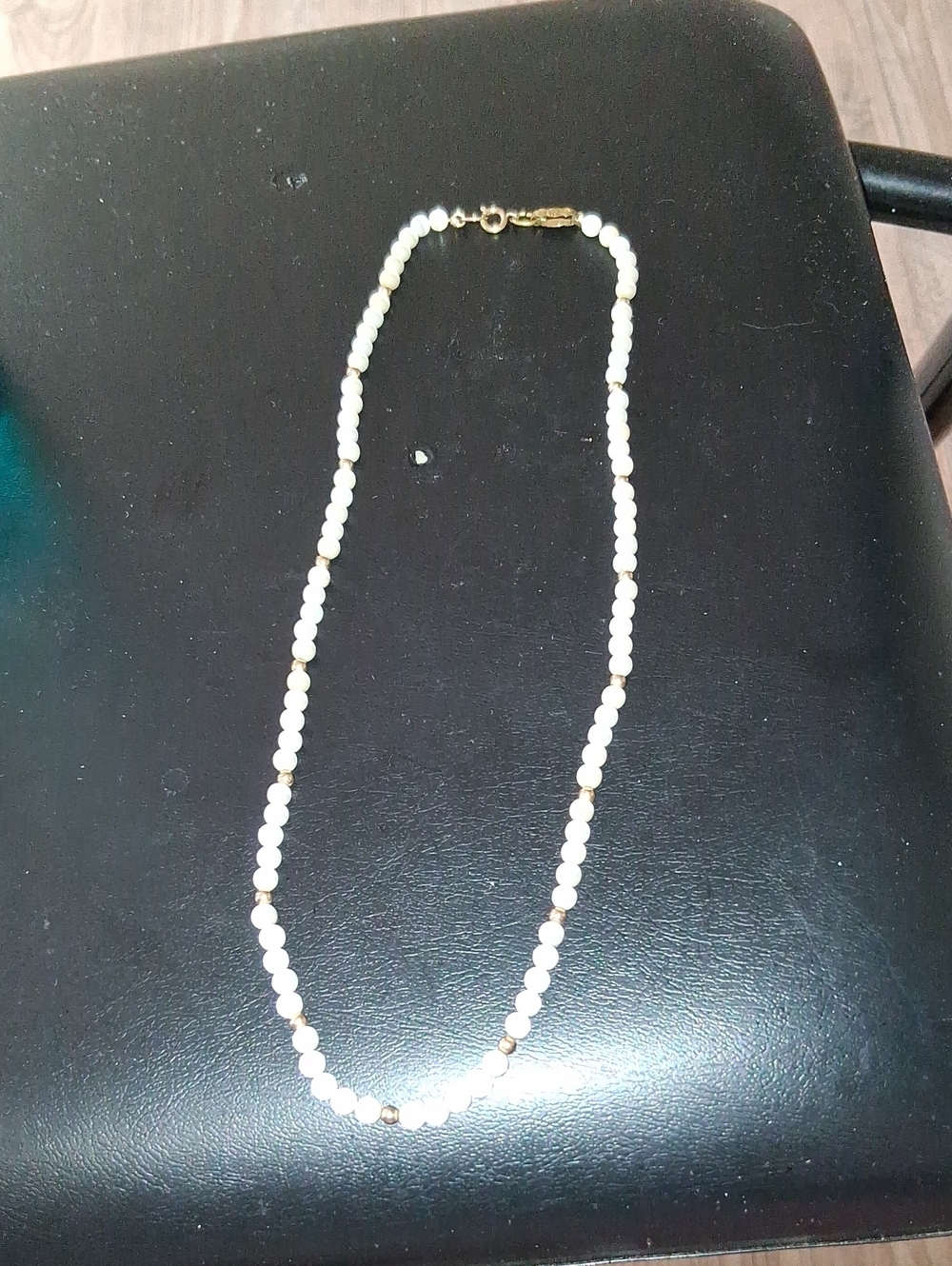Cats Eye Classic White Bead Necklace with 12 K GF 0plated
